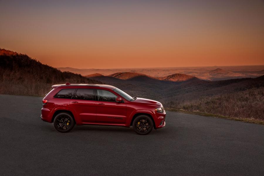  Jeep Grand Cherokee Trackhawk (WK2) 2017 года  (фото 18 из 76)
